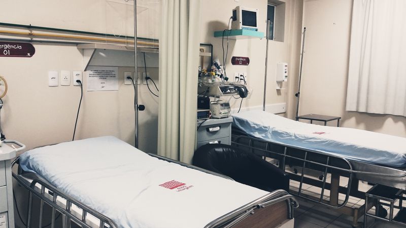 Full Fowler Hospital Bed Motorized Electric – HyperMed